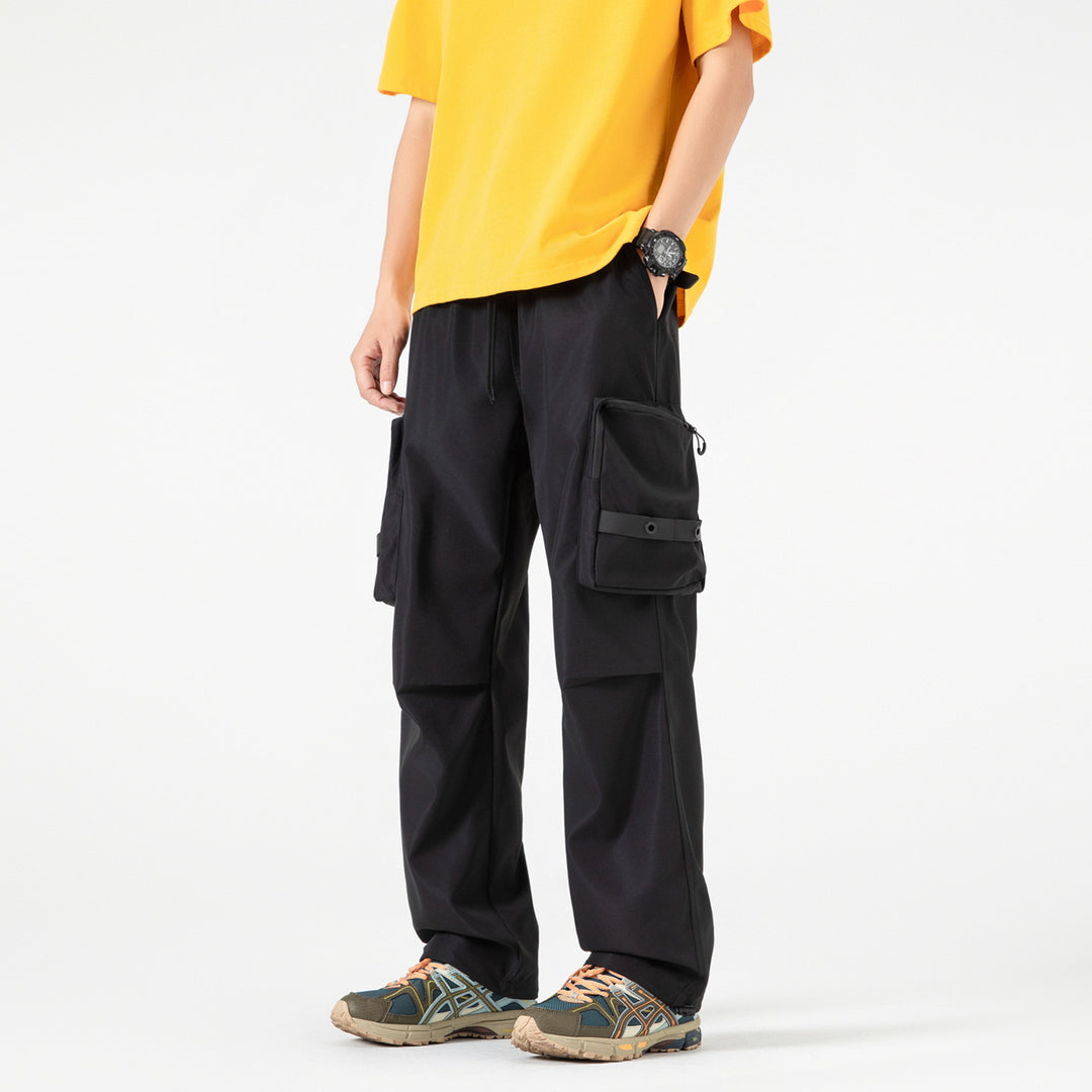 Herren Weite Utility-Cargohose mit großvolumigen Klappentaschen und Kordelzugbund Drune