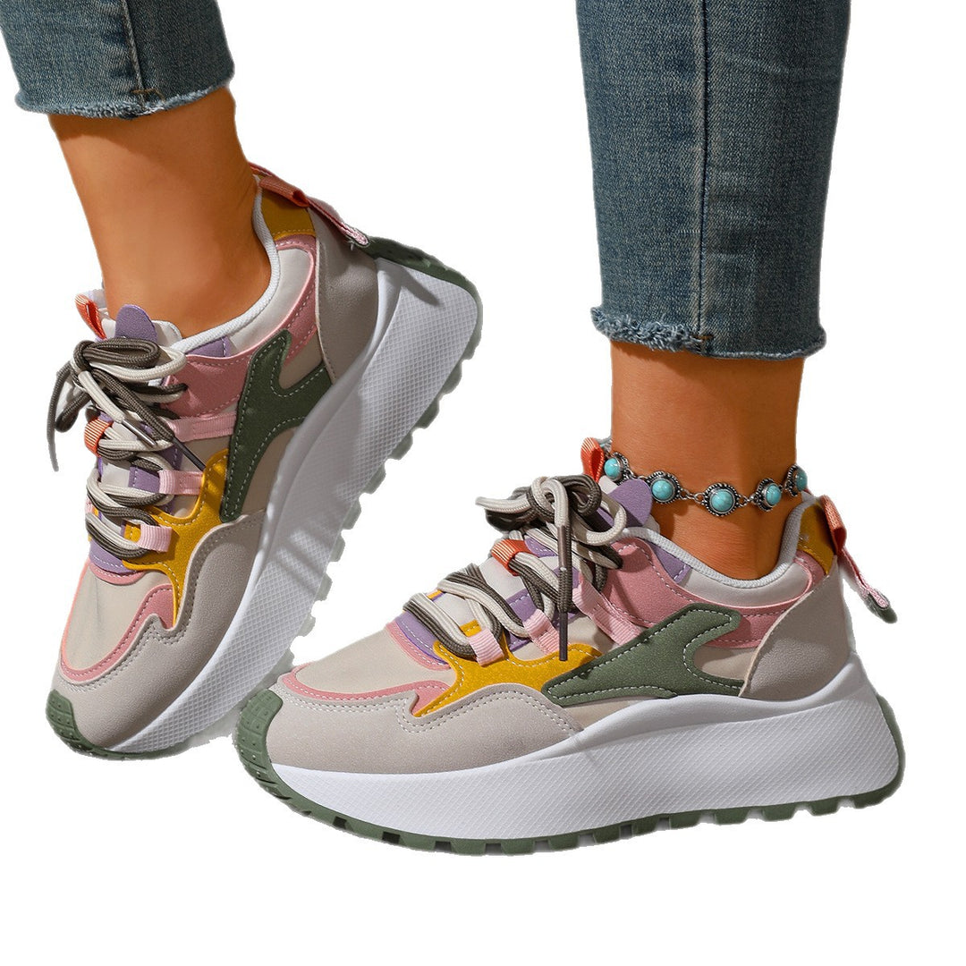 Damen Plateau-Sneaker mit mehrlagigem Obermaterial, gepolsterter Ferse und griffiger Profilsohle Drune
