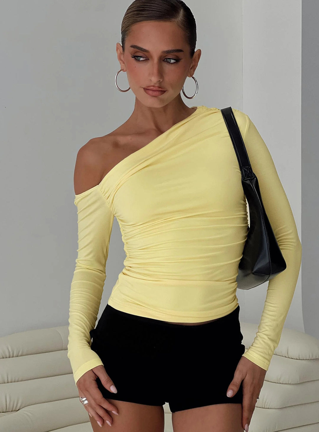 Damen Off-Shoulder Raffungsshirt mit langen Ärmeln und elegantem Design Drune