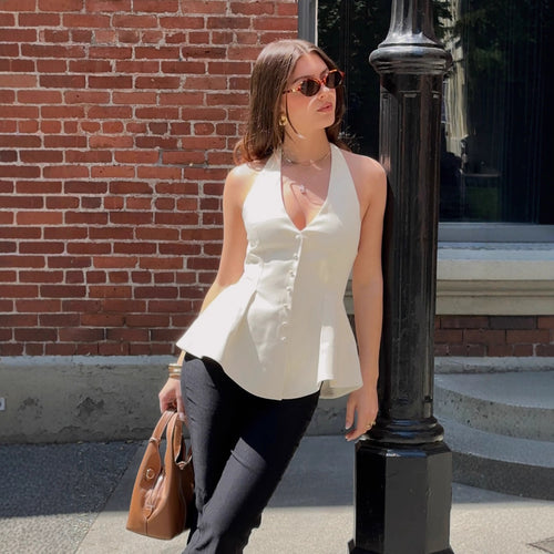 Damen Halterneck-Bluse mit taillierter Passform und Knopfleiste Drune
