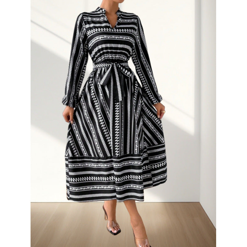Damen Maxikleid mit modernem geometrischem Muster und schönem Taillengürtel Drune