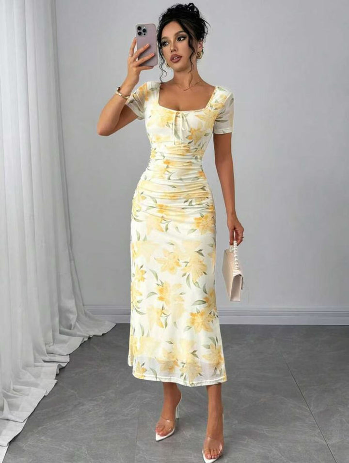 Damen Midi-Kleid mit raffinierten Falten und floralem Muster Drune