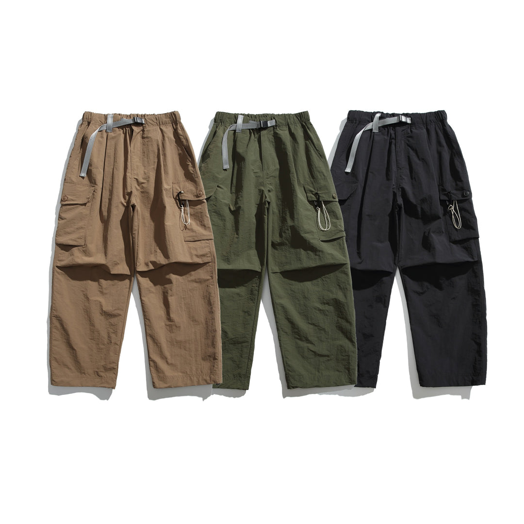 Herren Cargo-Hose im Utility‑Stil mit elastischem Bund und integriertem Gurt Drune