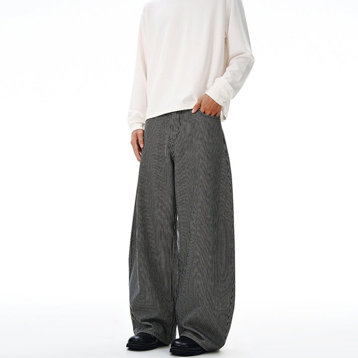 Herren Bodenlange Oversize-Hose mit extrem weitem Bein und feinem Nadelstreifen-Design Drune