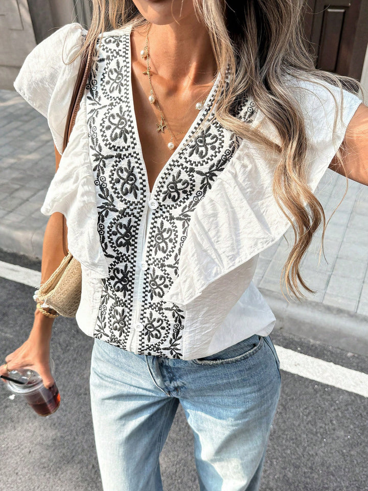 Damen Stickerei-Bluse mit V‑Ausschnitt, Knopfleiste und Volantärmeln Drune