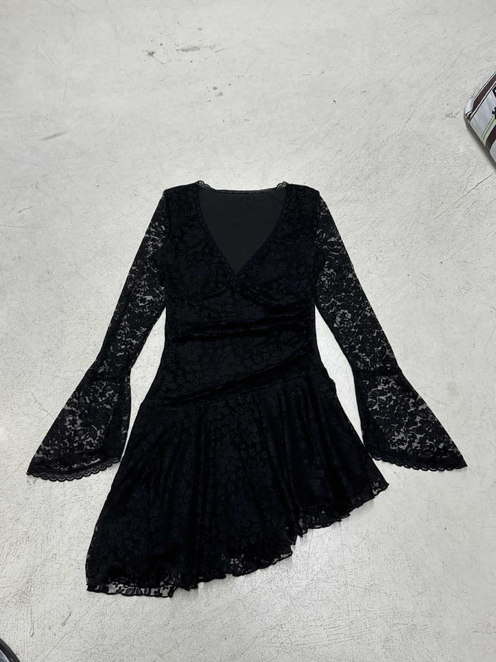 Damen Wickelkleid mit Spitzenärmel und voluminösem Rock Drune