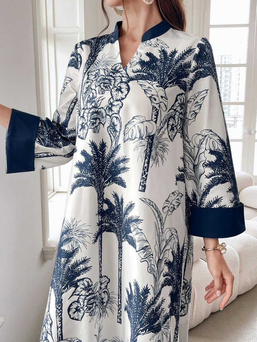 Damen Maxikleid in Satinoptik mit Palmenprint, Stehkragen und weitem 3/4-Ärmel Drune