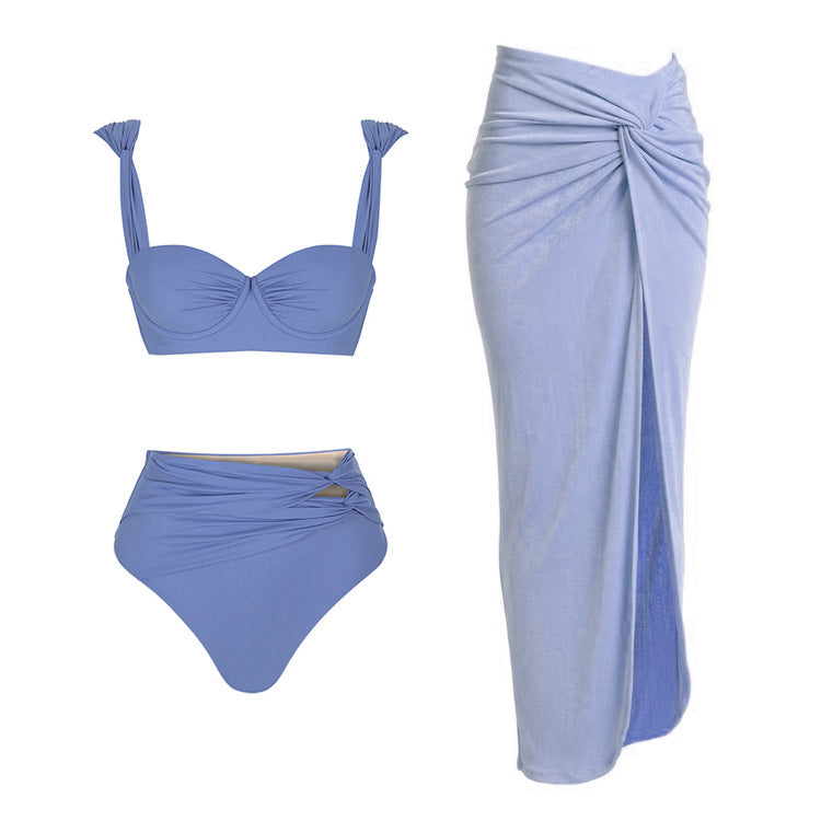 Damen Badeanzug mit raffinierten Drapierungen und eleganten Goldakzenten Drune