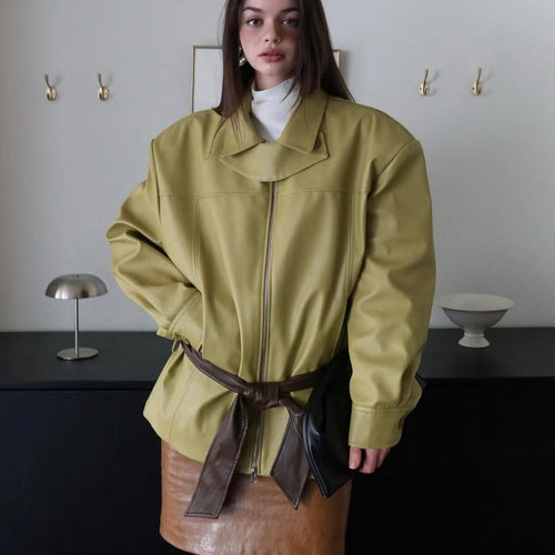 Damen Boxy-Kunstlederjacke mit hohem Stehkragen, Frontzip und Taillenschärpe Drune