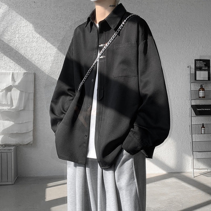 Unisex Oversize Hemdjacke im minimalistischen Utility-Look mit Brusttasche und verdeckter Knopfleiste Drune