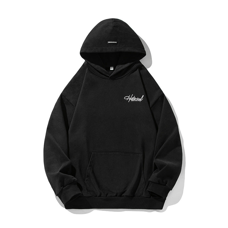 Unisex Komfort-Kapuzenpullover mit verlängertem Rückenteil, Raglanärmeln und Script-Stickerei Drune