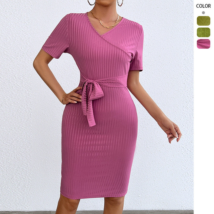 Damen Wickelkleid aus geripptem Stoff mit Taillengürtel Drune