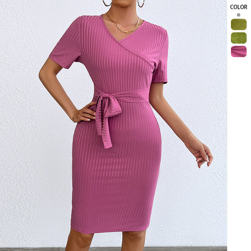 Damen Wickelkleid aus geripptem Stoff mit Taillengürtel Drune