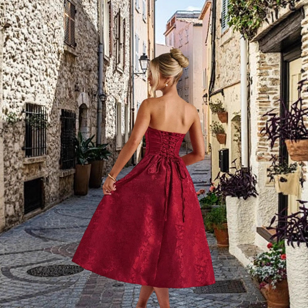 Damen Cocktailkleid mit elegantem Bustier-Oberteil und schwingendem Rock Drune