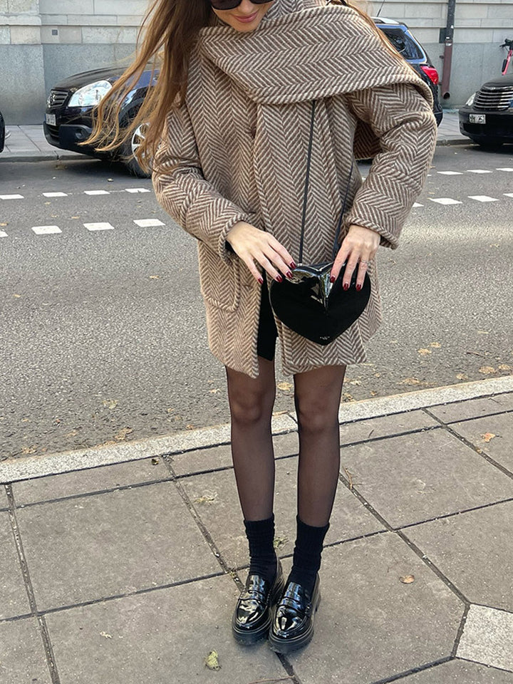 Damen modischer Wickelmantel im strukturierten Design Drune