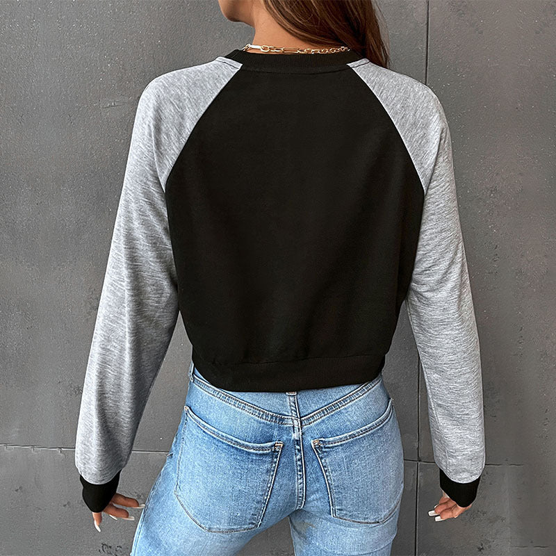 Damen Kurzschnitt-Sweatshirt mit Raglanärmeln und kontrastierenden Ärmeln Drune