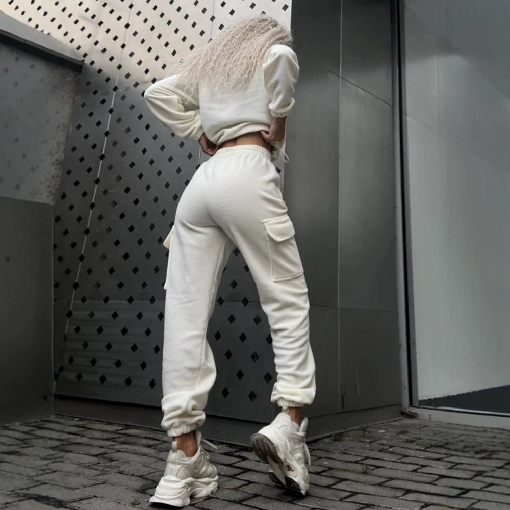Damen sportlich-elegantes Lounge-Set aus schwerem Baumwollfleece mit Stehkragen, Kängurutasche und Cargo-Beintasche Drune