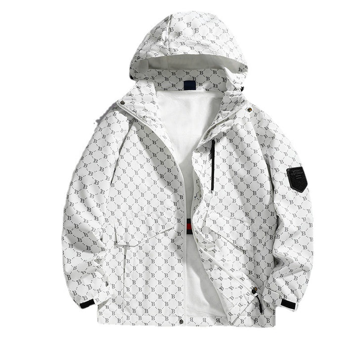 Herren Kapuzen-Softshelljacke mit Allover‑Monogramm, atmungsaktivem Meshfutter und Reißverschlusstaschen Drune