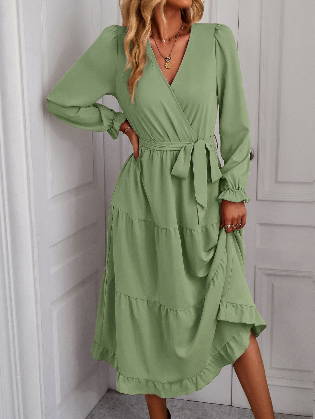 Damen Wickelkleid mit Rüschendetails und eleganten Puffärmeln Drune