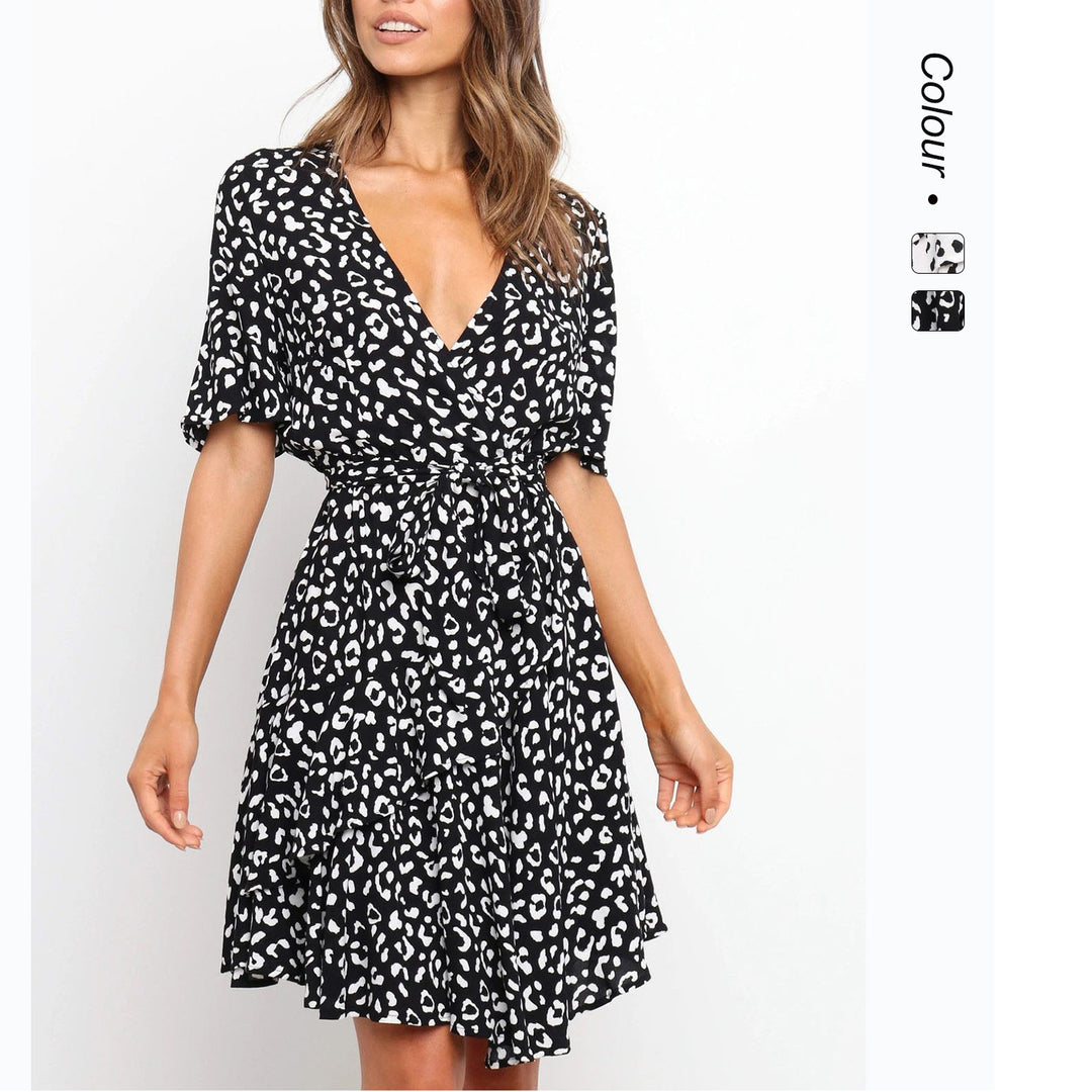 Damen Wickelkleid mit großzügigen Volant-Ärmeln und wunderschönem Animal-Print Drune