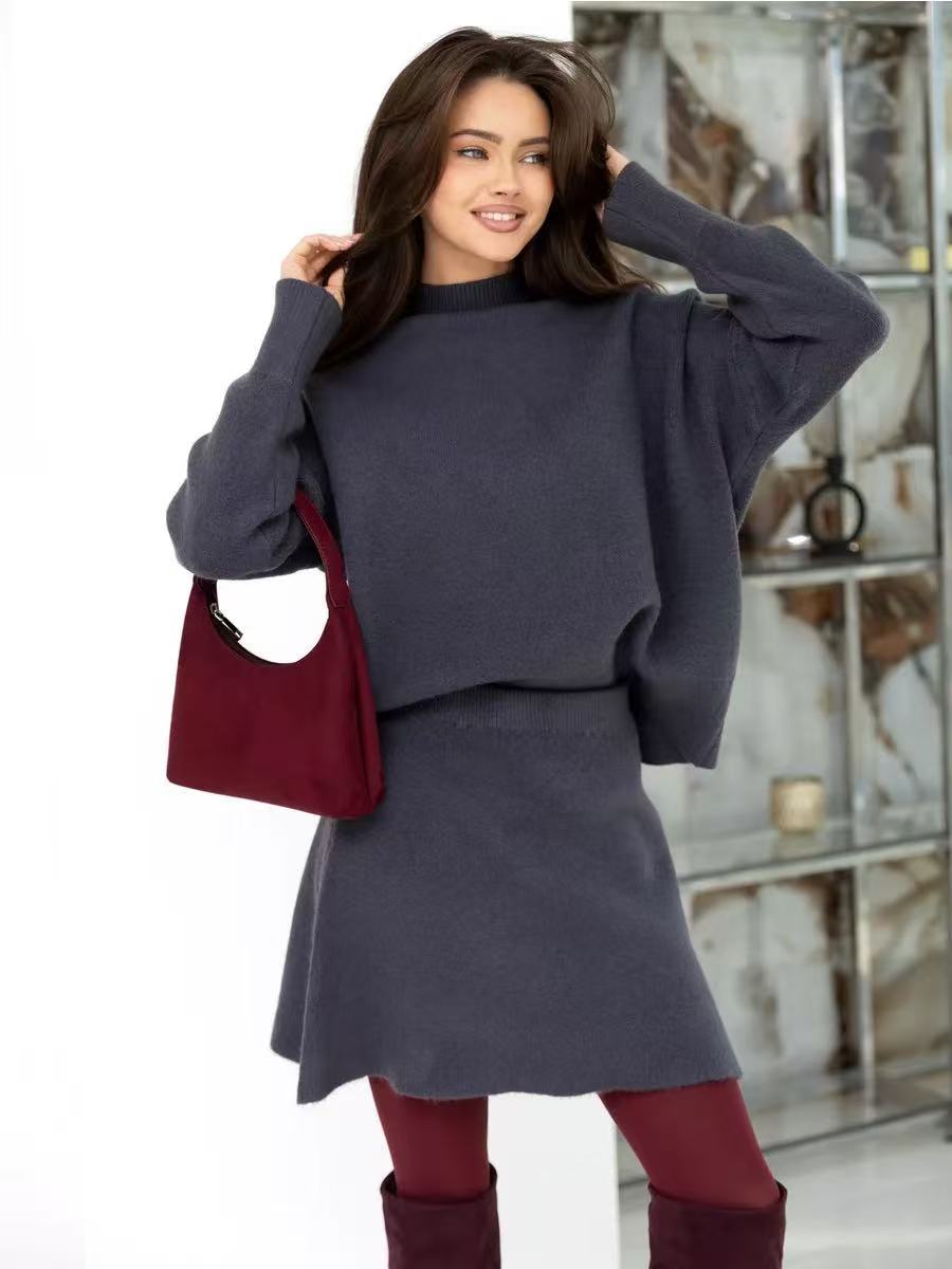Damen luxuriöses Strickensemble mit hohem Kragen und ausgestellten Ärmeln Drune