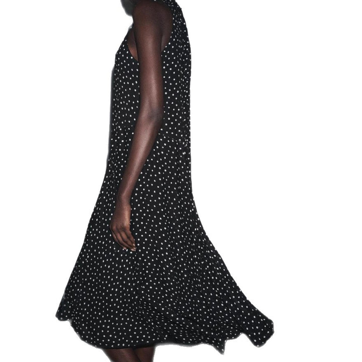 Damen nan ärmelloses hochgeschlossenes Midikleid mit schwingendem Volantrock und femininer A-Linie Drune