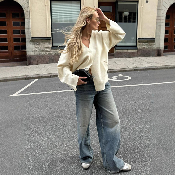 Damen Grobstrickjacke mit tiefem V-Ausschnitt und weiten Ärmeln Drune
