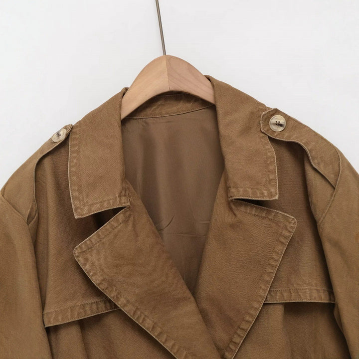 Damen Cropped Trench‑Blousonjacke mit doppelreihiger Knopfleiste, Schulterpatten und elastischem Saum Drune