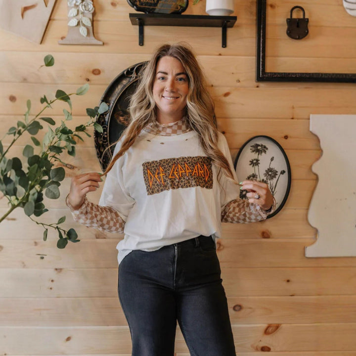 Damen nan lässiges Layer-T-Shirt mit Retro-Bandprint, Used-Optik und kariertem Mesh-Langarmtop Drune