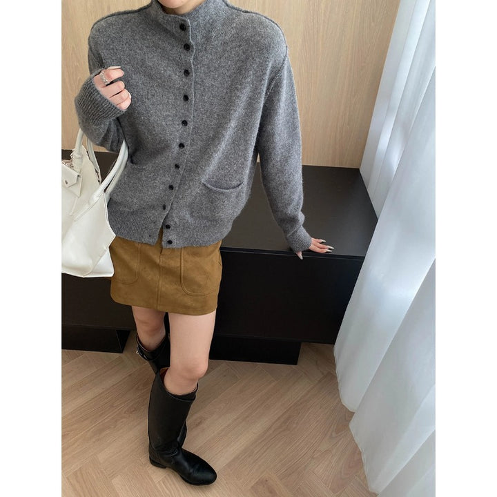 Damen kuschelige Strickjacke mit praktischen Taschen und Knopfverschluss Drune