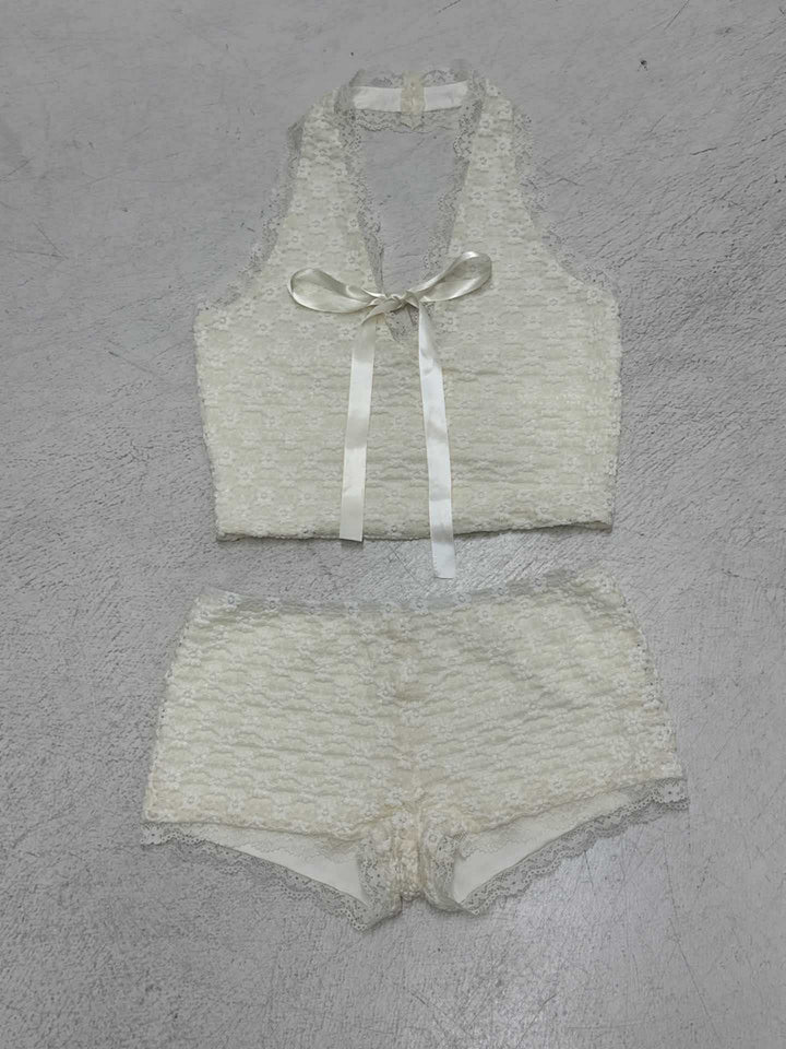 Damen Schlafset mit zarten Spitzen- und Rüschendetails Drune