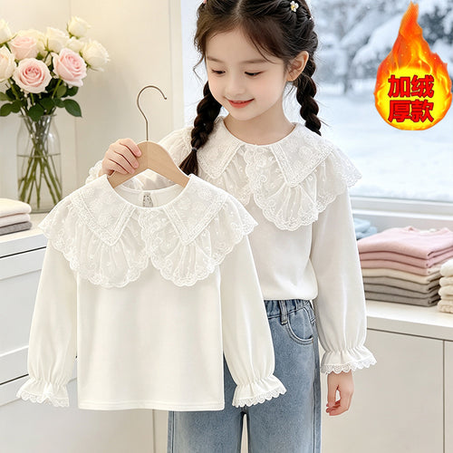 Mädchen Bluse mit elegantem Spitzenkragen und Rüschendetails Drune