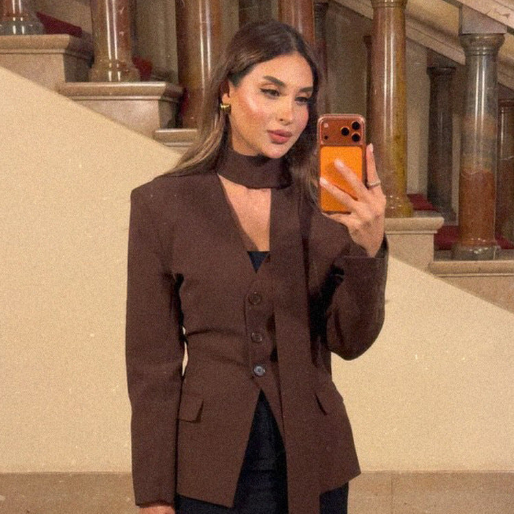 Damen Taillierter Blazer mit Schalkragenband, dreifacher Knopfleiste und Pattentaschen Drune