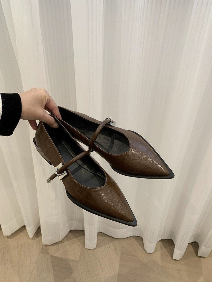 Damen elegante Ballerinas mit zeitgemäßem Riemchen und spitzem Design Drune