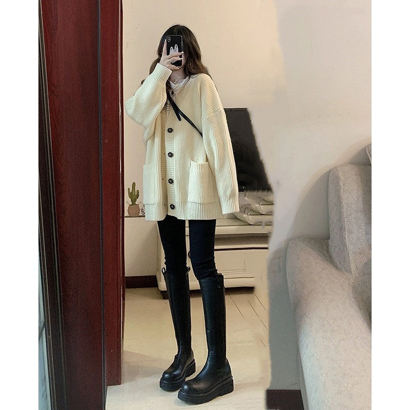 Damen Großer Strickcardigan mit tiefem V-Ausschnitt und praktischen Taschen Drune