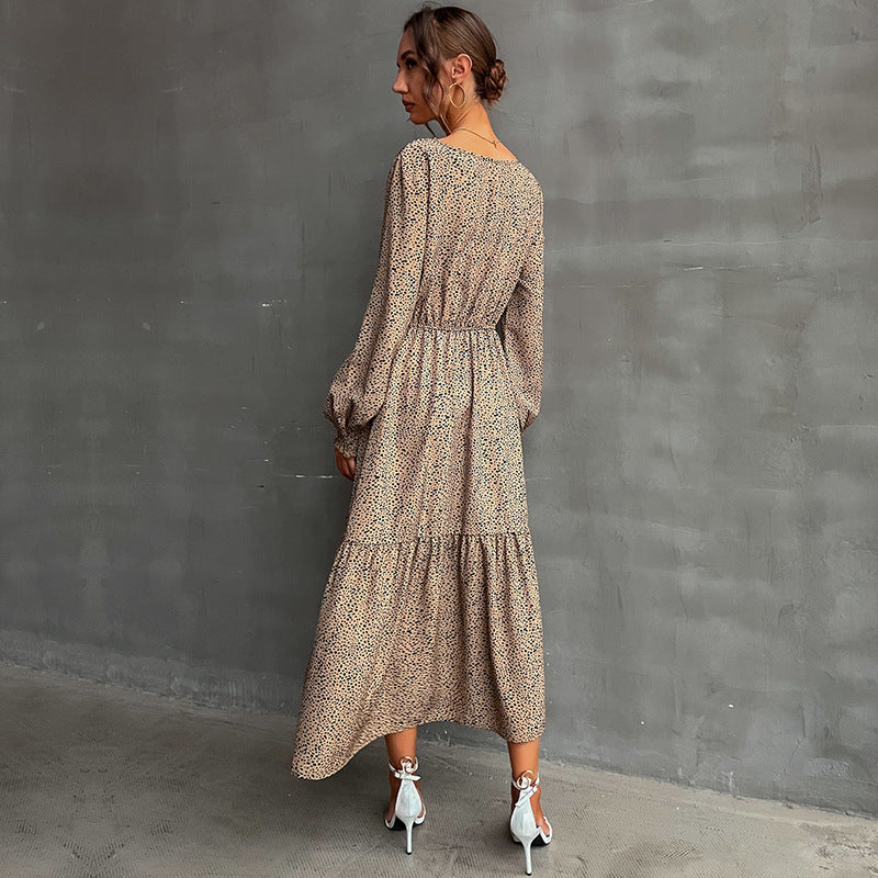 Damen Langes Stufenmaxikleid mit elastischer Taillenraffung und feinem Punkteprint Drune