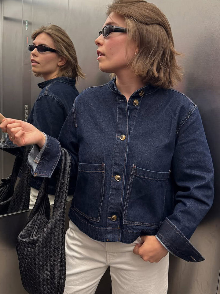 Damen Boxy-Jeansjacke mit Stehkragen, aufgesetzten Taschen und krempelbaren Manschetten Drune