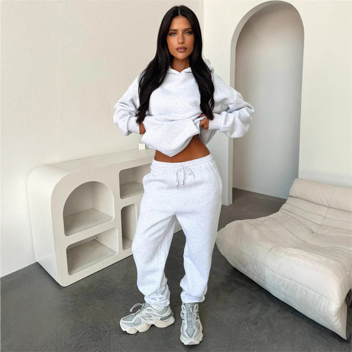 Damen Loungewear-Set mit oversized Kapuzenpullover und hochgeschnittener Kordelzug-Jogginghose aus Baumwollmischung Drune