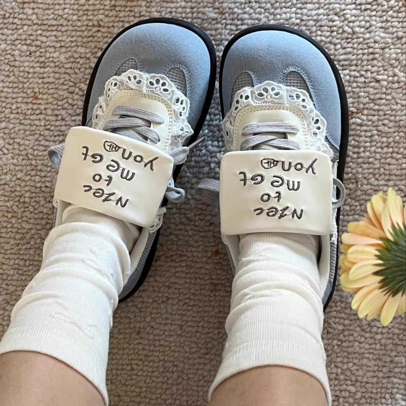 Damen Sneakers mit verspielten Spitzen-Details und weicher Sohle Drune