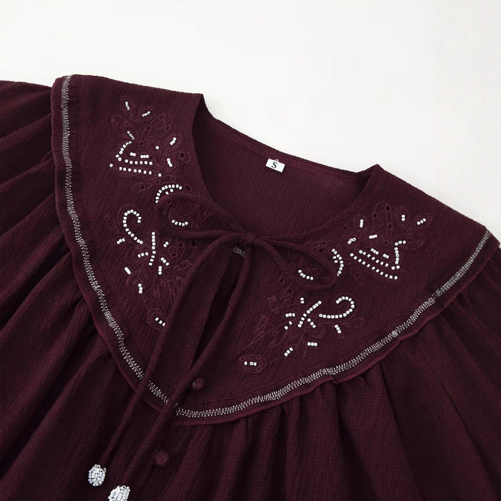 Damen nan bestickte Bluse mit übergroßem Kragen, Bindeschleife und geknöpfter Front Drune