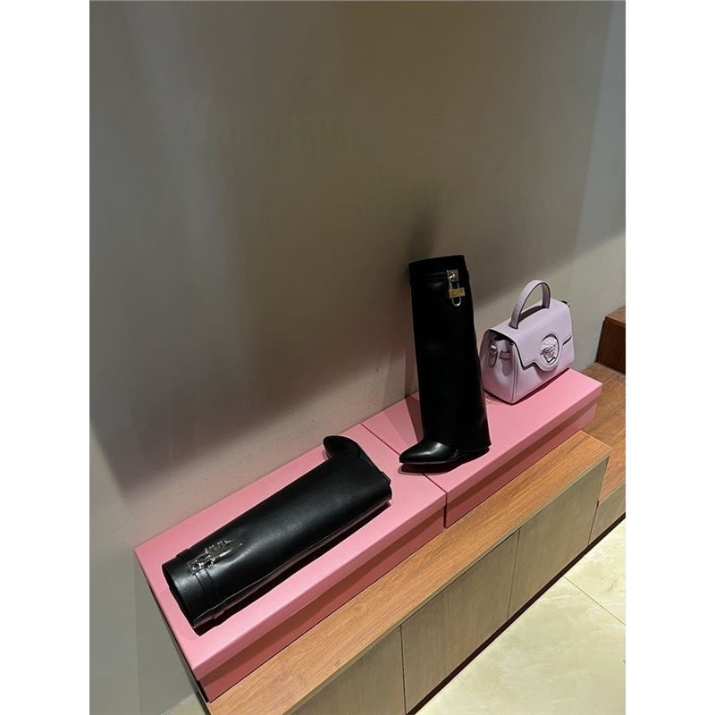 Damen Moderne kniehohe Stiefel mit verdecktem Keilabsatz und spitzer Zehenpartie Drune