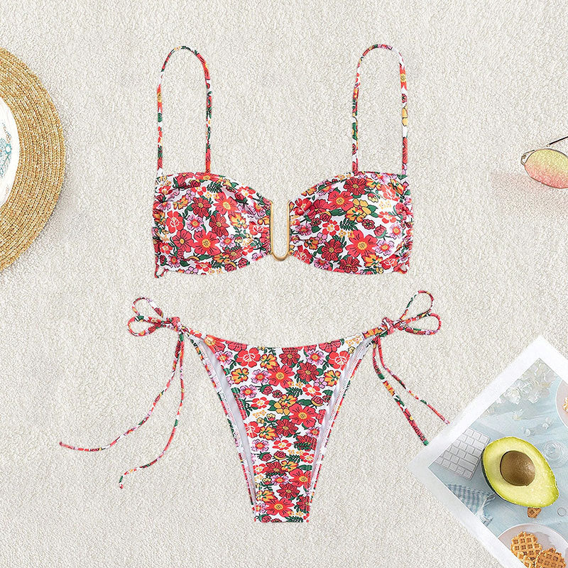 Damen blumenmusterter Bikini mit hellem Bustier-Oberteil und verstellbaren Trägern Drune