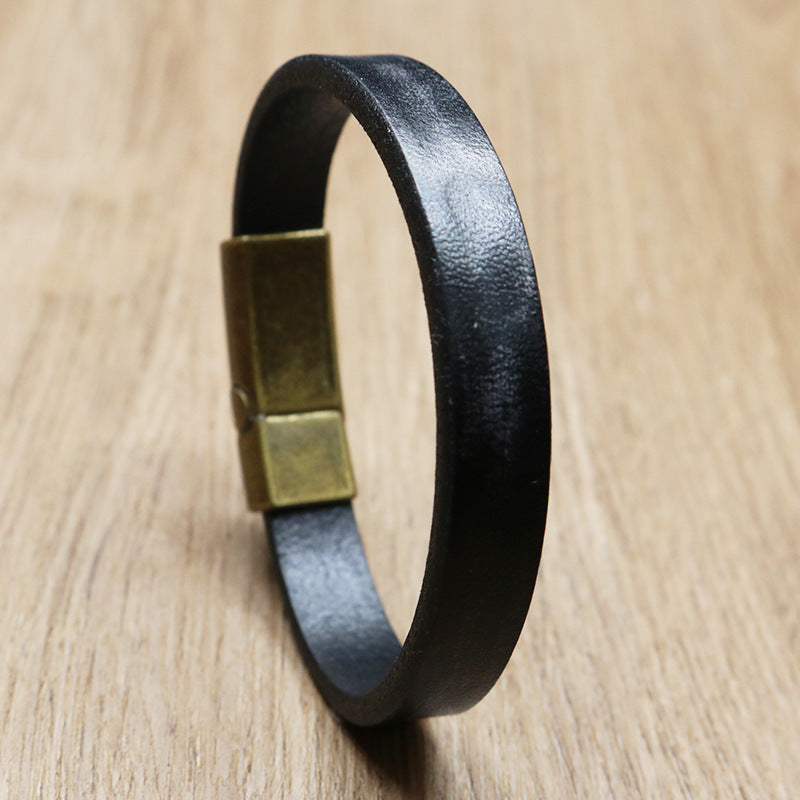 Drune | Robuste Lederarmband mit Messingschließe