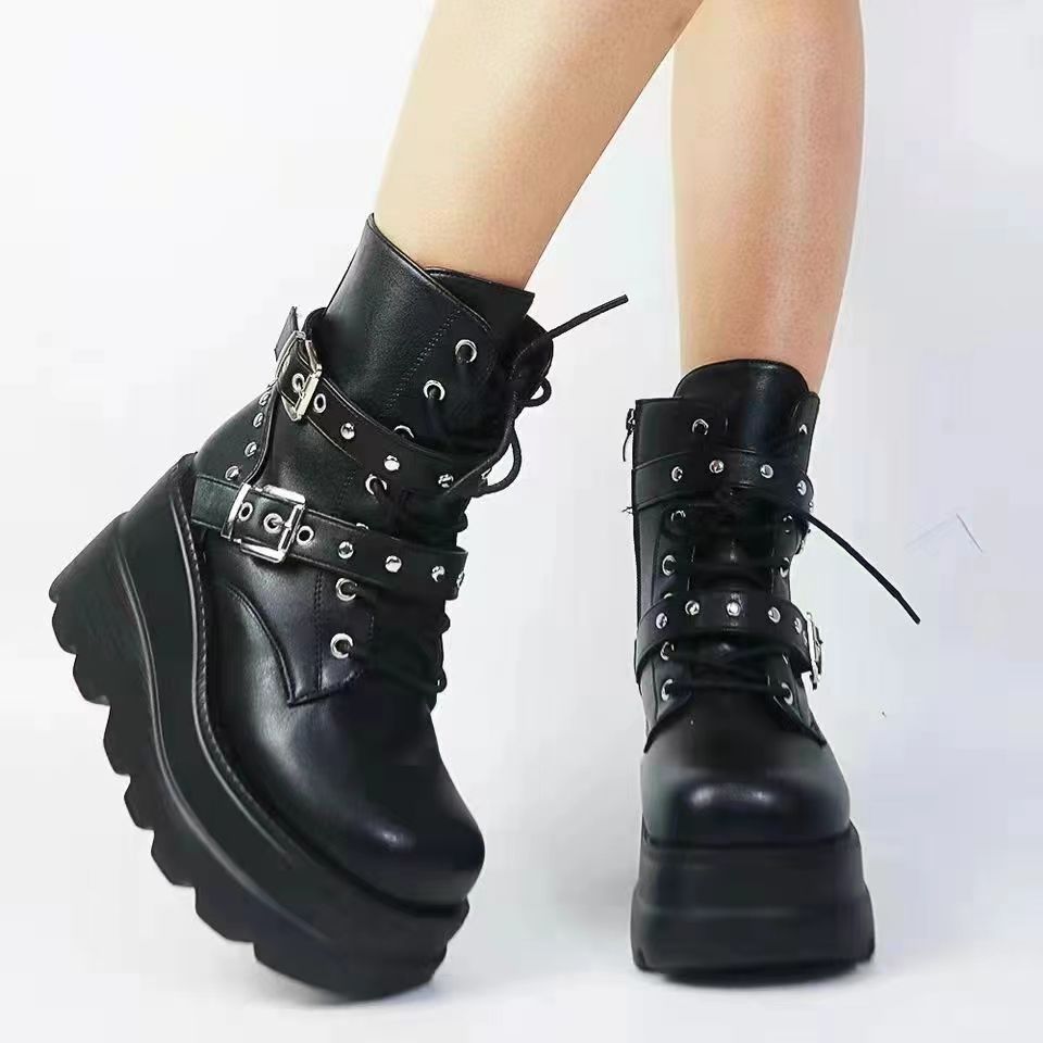 Damen Kurzschaft-Plateau-Stiefelette mit dicker Profilsohle, Schnürung und Zierschnallen Drune