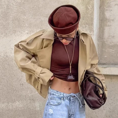 Damen modische Kurzjacke im minimalistischen Design mit lässigem Schnitt und praktischen Details Drune
