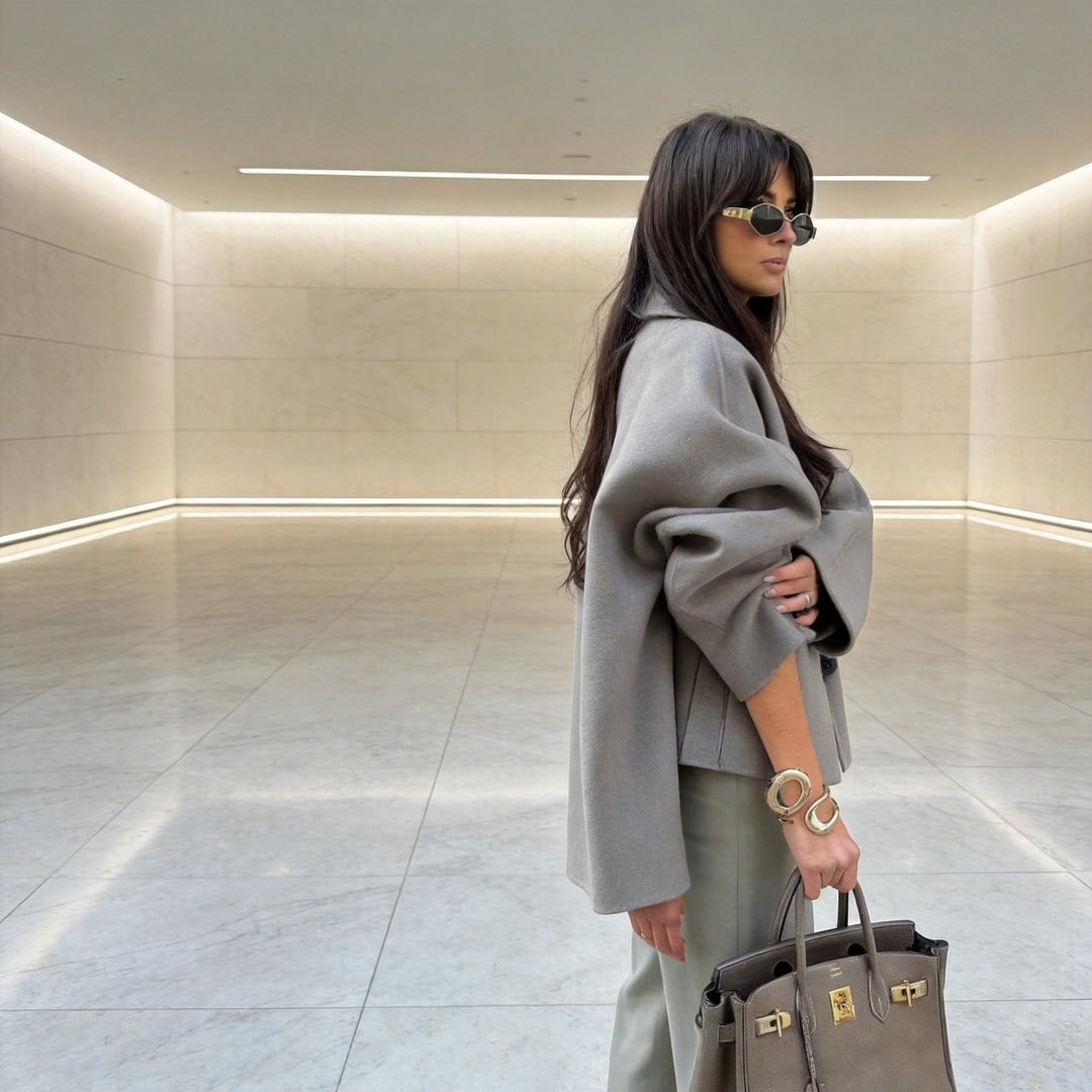 Damen Kurzjacke im Oversize-Stil mit V‑Ausschnitt Raglanärmeln und Eingrifftaschen Drune