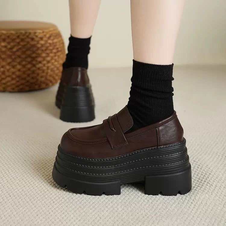 Damen Chunky Mokassins mit dämpfendem Plateau und modischem Riemendesign Drune