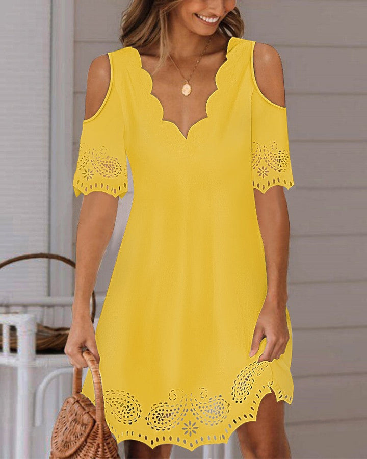 Damen Freizeitkleid mit eleganten Cut-Outs und Spitzenverzierung Drune