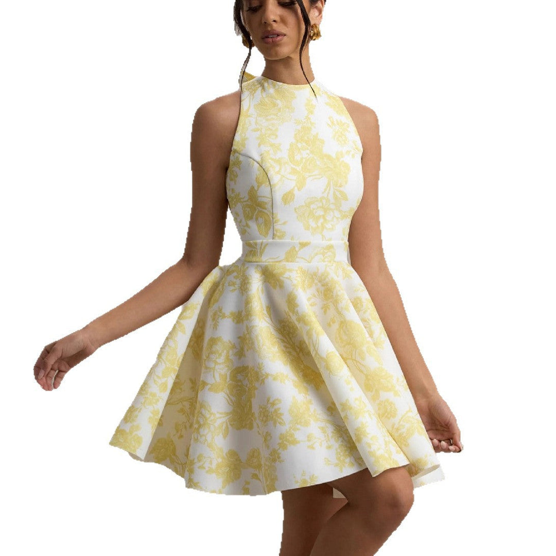 Damen Verspielt tailliertes Minimal-Kleid mit schwingendem Rock und halber Rückenansicht Drune