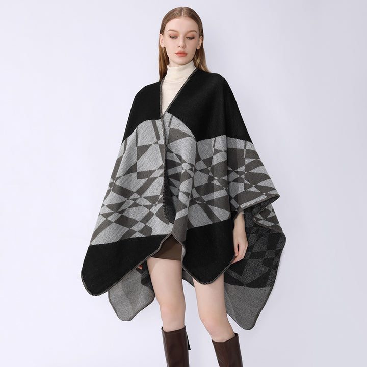 Damen Großer Strickponcho im Cape‑Schnitt mit Ziernaht und geometrischem Intarsia Drune